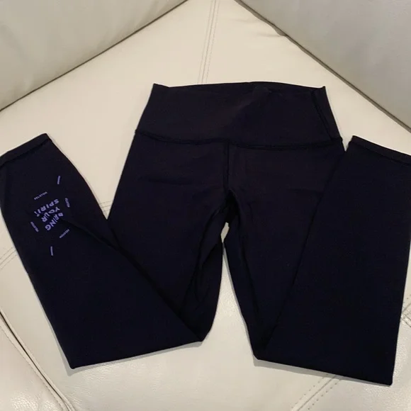 Lululemon Lunar Align High Rise 25” Leggings black Size 6 - Picture 2 of 10